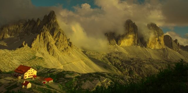 Signore al tramonto