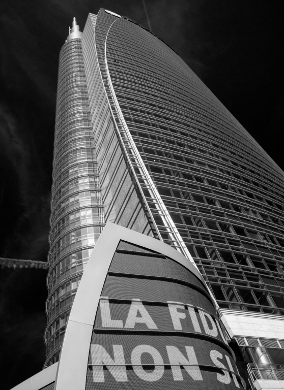 Gae Aulenti Unicredit 01Milano