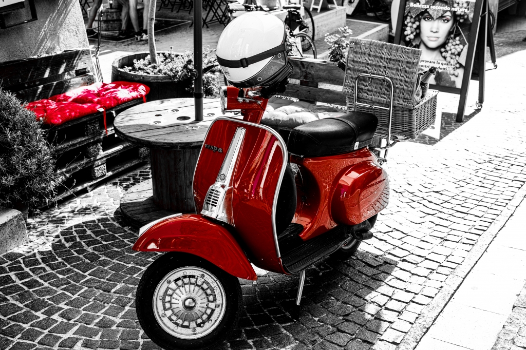 VESPA ROSSA