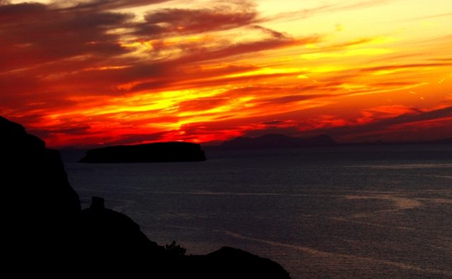 Tramonto su mare