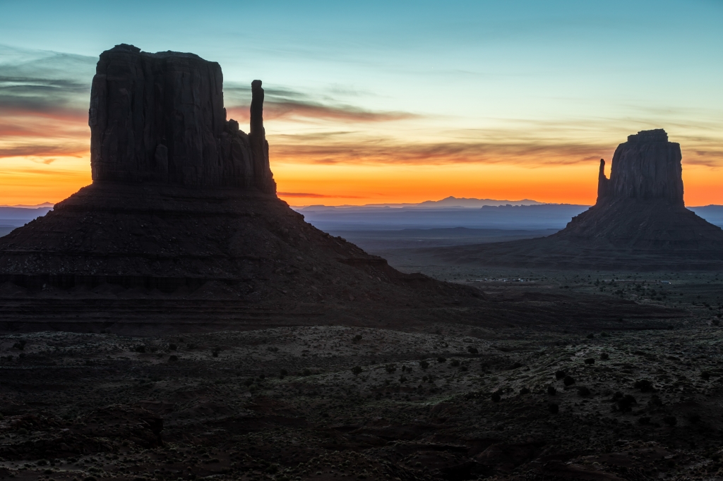 Alba alla Monument Valley