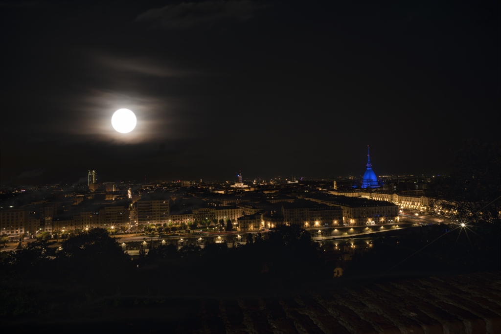 Torino e la Luna