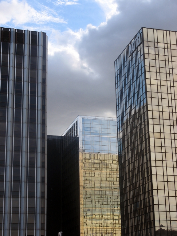SKYSCRAPERS IN PARIS