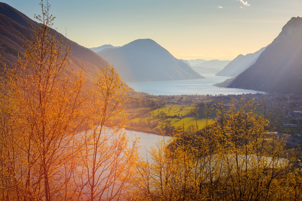 Vista del Lago di Lugano e di Piano