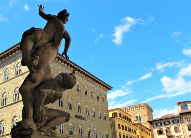 Piazza della Signoria ( Loggia dei Lanzi), Firenze.