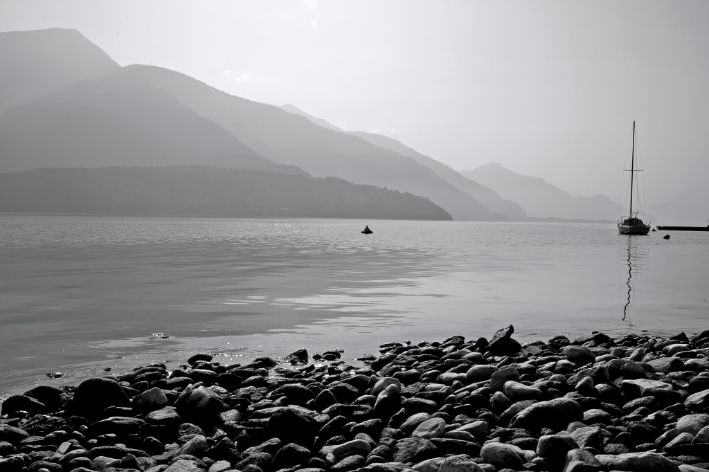 Bonaccia sul lago