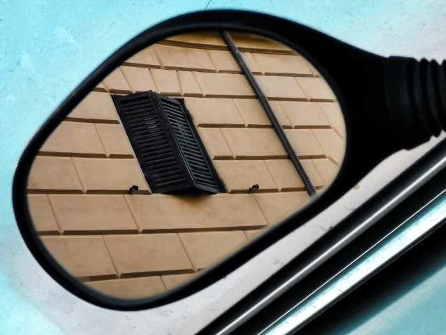 Affacciati al riflesso
