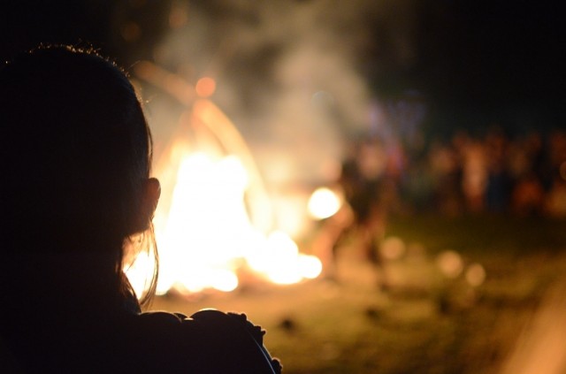 Contemplazione del fuoco