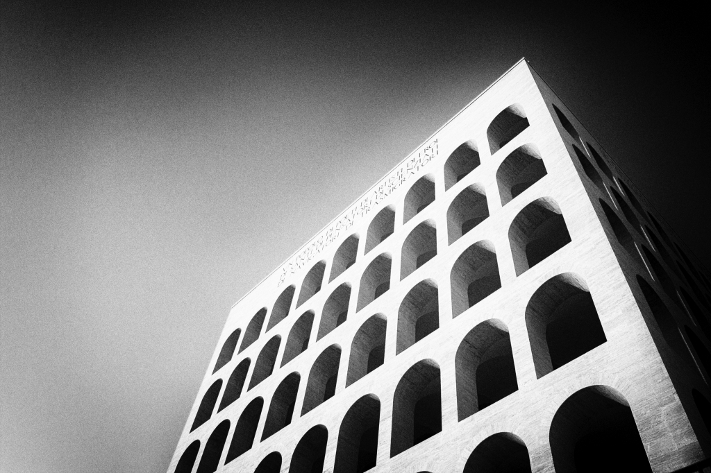 Palazzo della civiltà Italiana - Colosseo quadrato - E.U.R. Roma