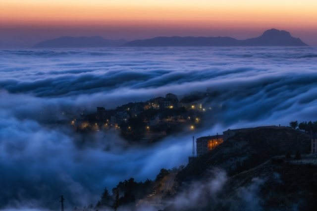 Spettacolare Ora Blu con la maretta a Polizzi Generosa