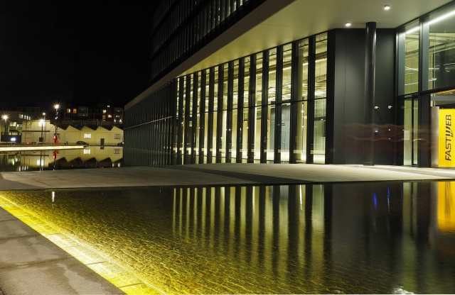 Piazza Olivetti, Milano