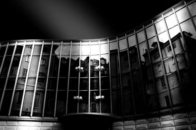 Riflessi su edificio