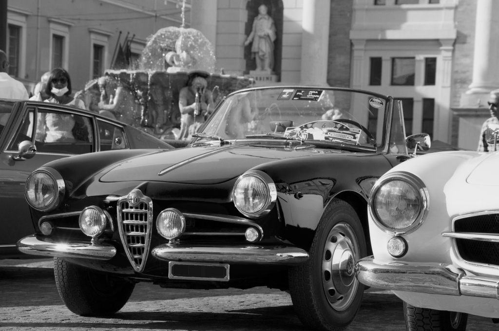 giulietta spider bianco e nero