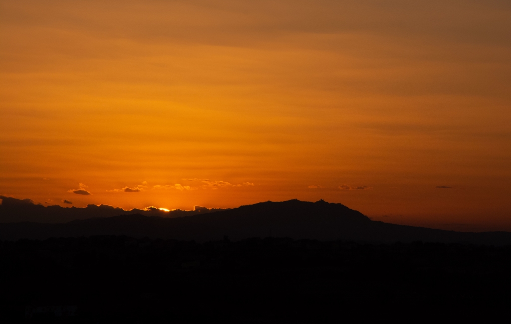 repubblica di san marino al tramonto