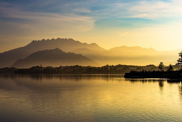 La prima luce del mattino