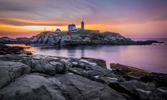 Alba al Nubble Lighthouse