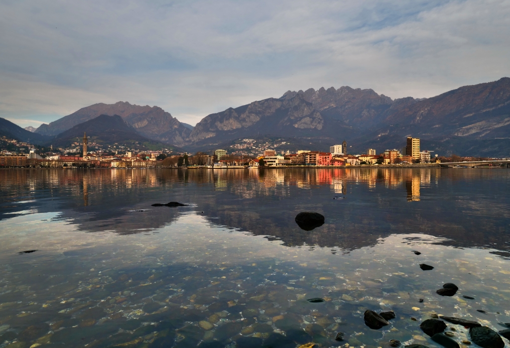Lungo lago di Lecco