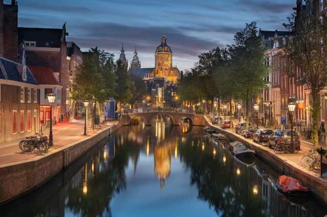 Alba sui canali di Amsterdam · cittadinodelmondo1984