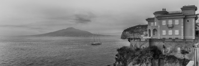 Panoramica da Sorrento in bianco e nero