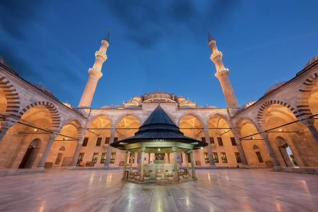 La moschea di Fatih ad Istanbul
