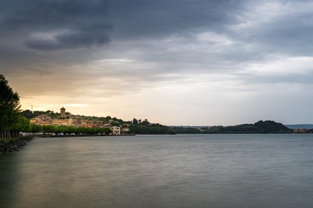 Lago di Bolsena - Tramonto su Marta