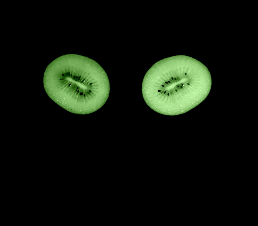 cat eyes -