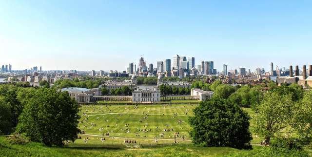 Greenwich Park - London skyline
