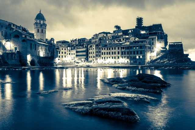 Vernazza blu e giallo
