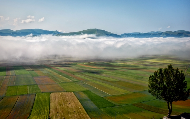 Castelluccio e le nuvole