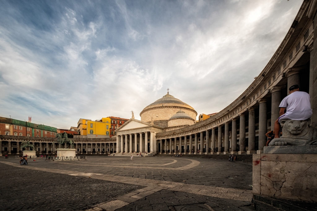 Piazza Plebiscito , Napoli