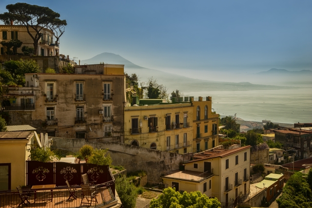 Panoramica di Napoli dal petraio