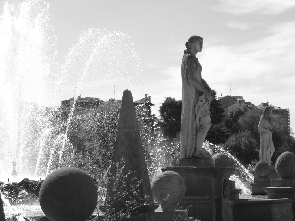 Fontana delle Quattro Stagioni, Milano