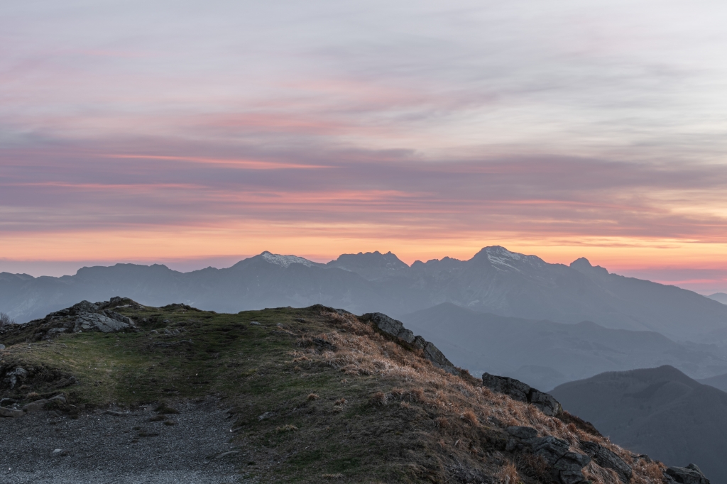 Alpi Apuane al tramonto