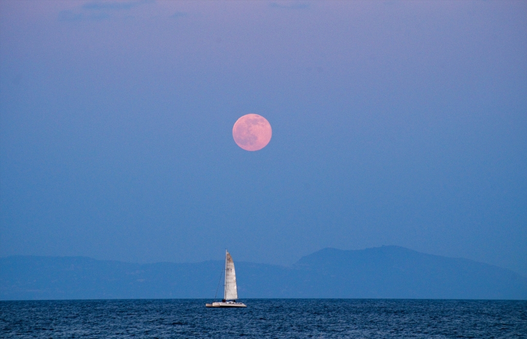 Luna rossa