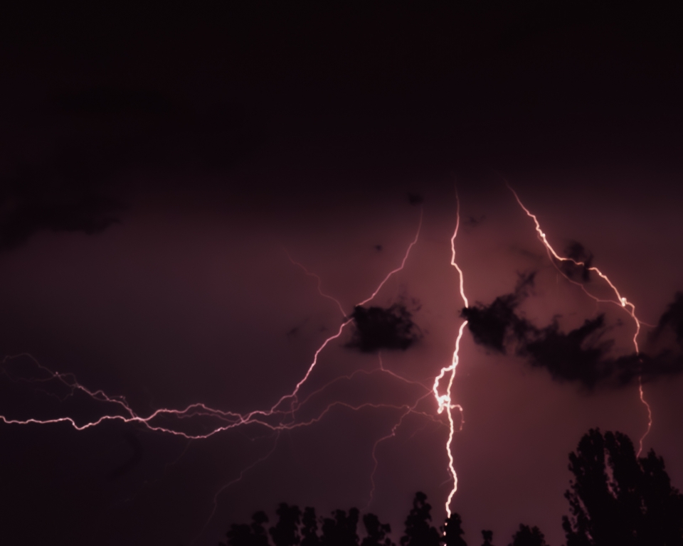 Summer Lightning /1