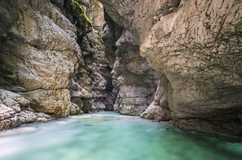 Nell'antro del torrente Raccolana